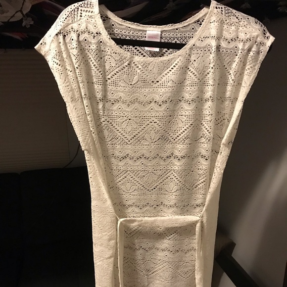 Bathing suit cover up - Picture 1 of 2